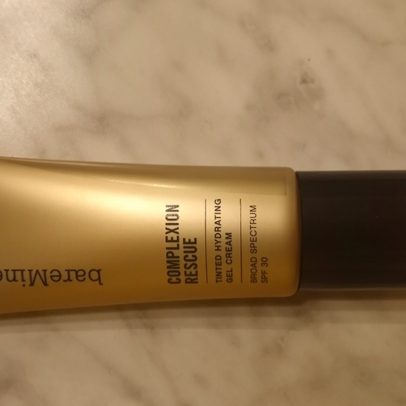 Bare minerals complexion rescue natural 5